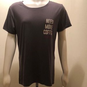 Zoe Liv t- shirt large